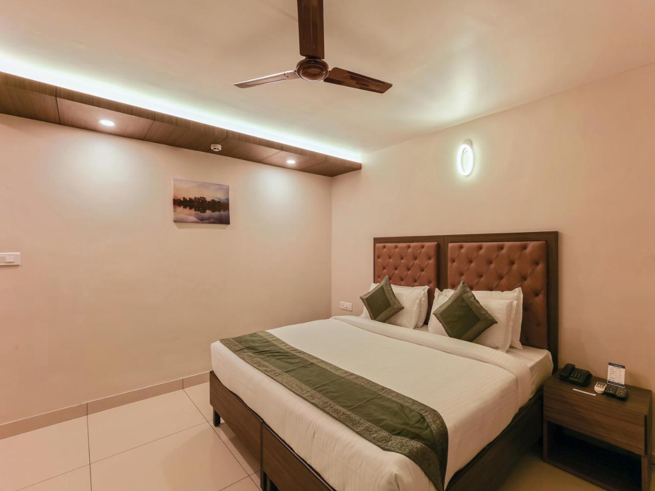 Treebo Goodland Residency Hotel Thiruvananthapuram Exterior photo